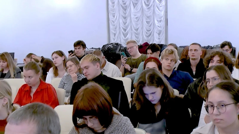 Член оргкомитета XXI Всероссийского открытого фестиваля молодых поэтов «МЦЫРИ»